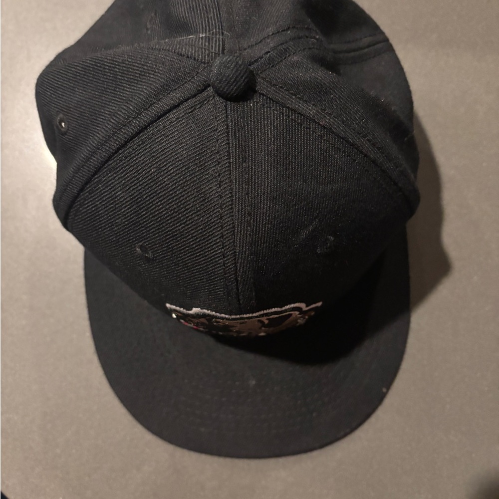 BaseBallism Black drooling  Dog Embroidered Cap fitted 7 3/8 never worn - Picture 5 of 10